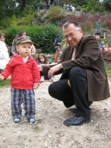 Ředitel festivalu Lubor Hanka s vnoučkem Štěpánkem